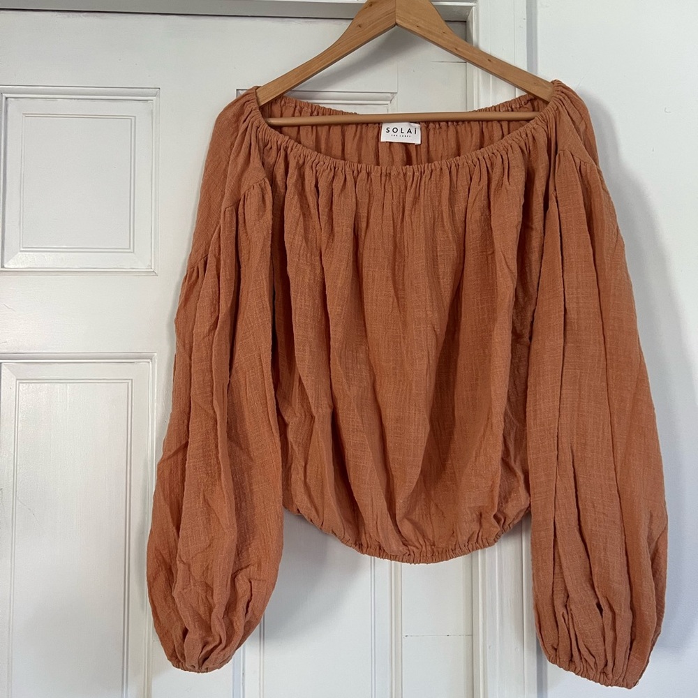 SOLAI blouse feat. bell sleeve